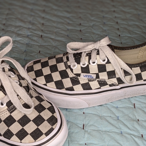 Checkered Vans - Picture 2 of 5